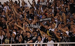 Corinthians dedica t&iacute;tulo &agrave; torcida