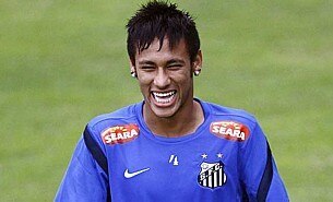 Neymar pede mais tempo
