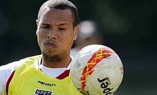 Luis Fabiano aceita sair do tricolor