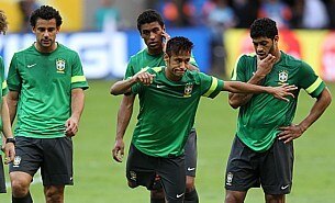 Seleção busca saída