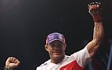 Vitor Belfort e Luke Rockhold v&atilde;o fazer a principal luta da noite de s&aacute;bado, em Jaragu&aacute; do Sul