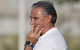 Tite ainda n&atilde;o sabe como montar a equipe