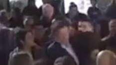 Rajoy &eacute; agredido durante ato eleitoral - Reprodu&ccedil;&atilde;o