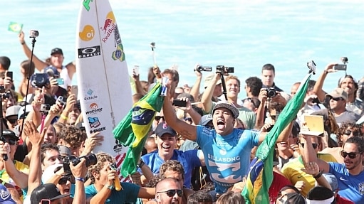Vitória de Mineirinho comprova o bom momento do surfe no Brasil - Márcio Fernandes/Estadão