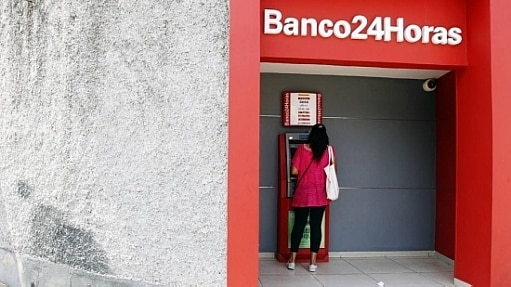 Geralmente o limite do cheque especial já é pré-aprovado pelo banco e acionado automaticamente quando a conta fica negativa - Sérgio Castro/Estadão Geralmente o limite do cheque especial já é pré-aprovado pelo banco e acionado automaticamente quando a conta fica negativa - Sérgio Castro/Estadão