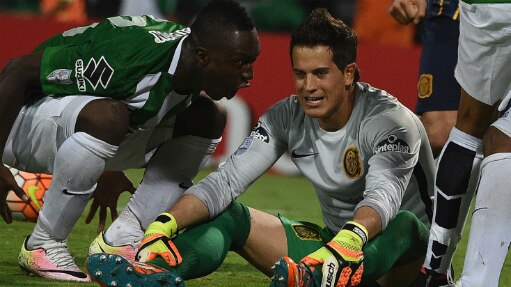 Atacante colombiano comemorou gol na cara do goleiro Sebastian Sosa e foi expulso da partida - Luis Acosta/AFP