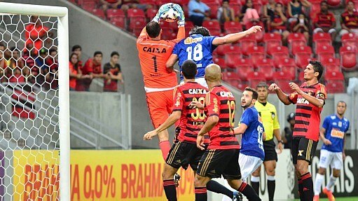 Cruzeiro e Sport empatam sem gols no Recife - Ademar Filho/Futura Press