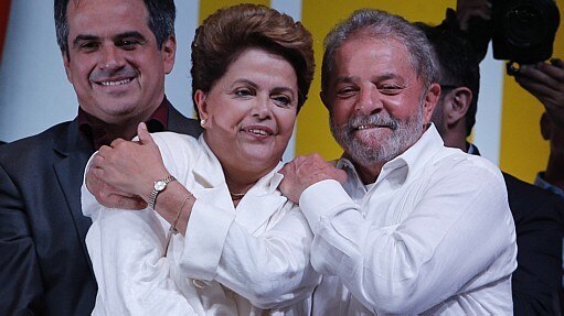 Dilma entra em sala no Alvorada - Dida Sampaio/Estadão Dilma entra em sala no Alvorada - Dida Sampaio/Estadão