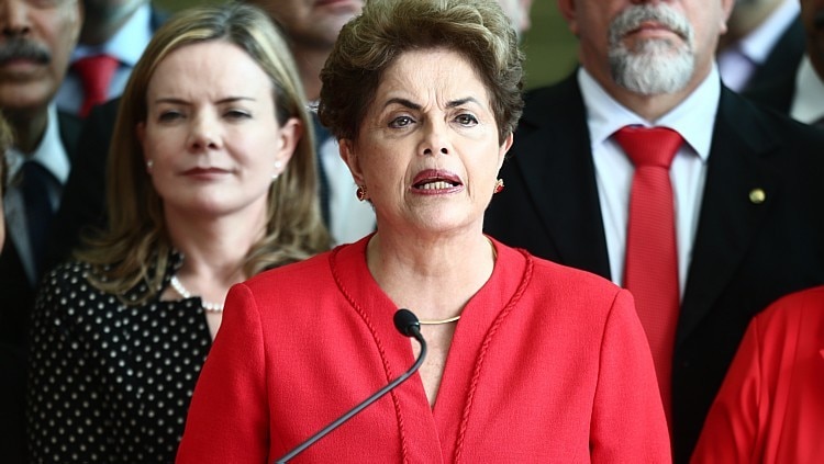 Dilma e Gleisi. Foto: Wilton Junior/Estadão Dilma e Gleisi. Foto: Wilton Junior/Estadão