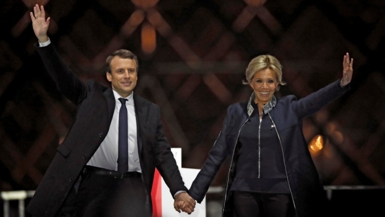 Macron e sua esposa, Brigitte, celebram vitória  - Christian Hartmann/Reuters