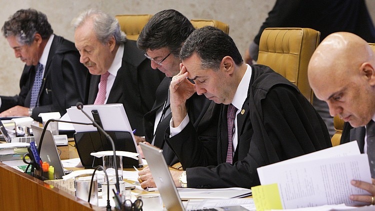 Corte. Debate sobre habeas corpus na Lava Jato provoca tensão entre ministros do Supremo. Na foto: Da esquerda para direita: Mello, Lewandowski, Fux, Barroso e Moraes.Nelson Jr./SCO/STF