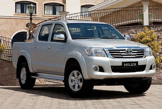 00-Hilux-toyota-670.JPG