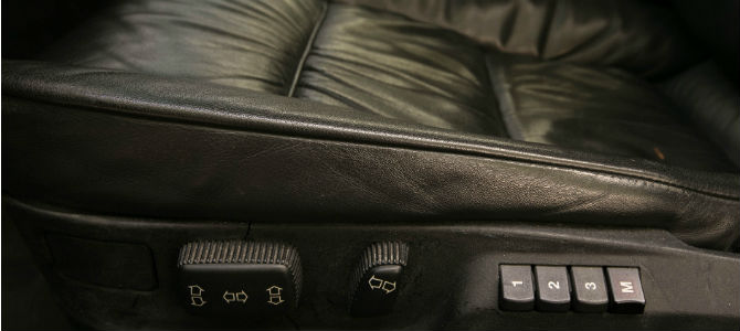10-BMW_850i-banco.JPG