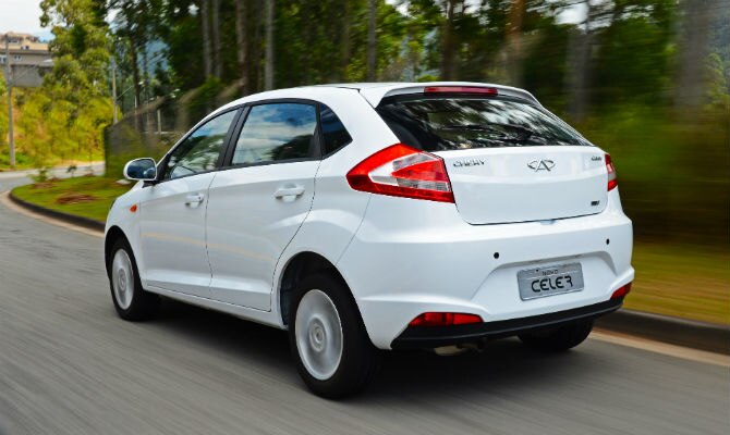 CHERY-NOVO-CELER-3.jpg