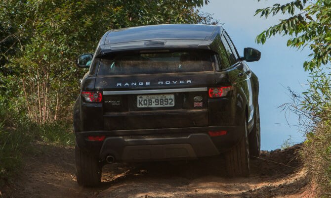 Evoque_traseira_670.jpg