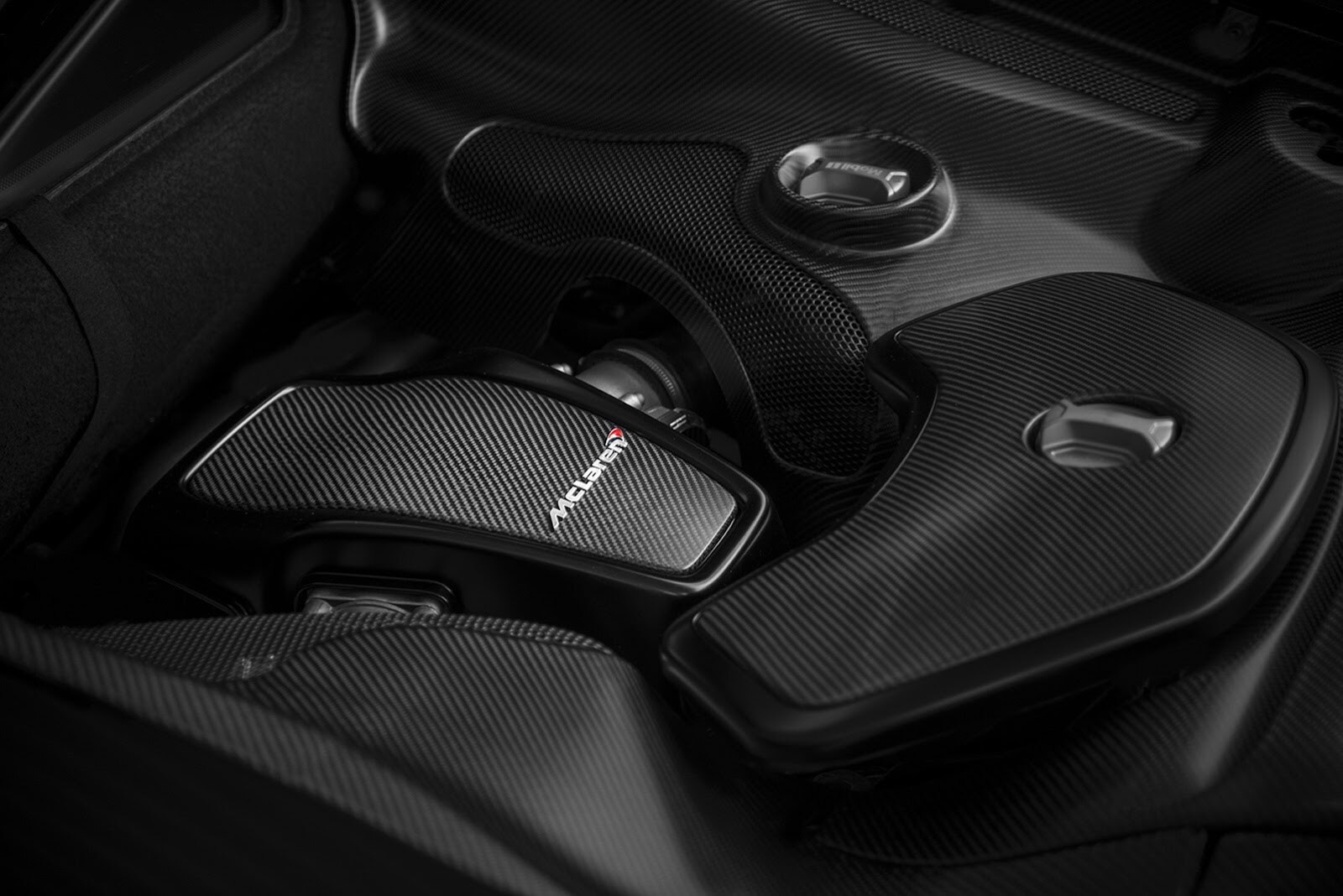 McLaren-650S-motor.jpg