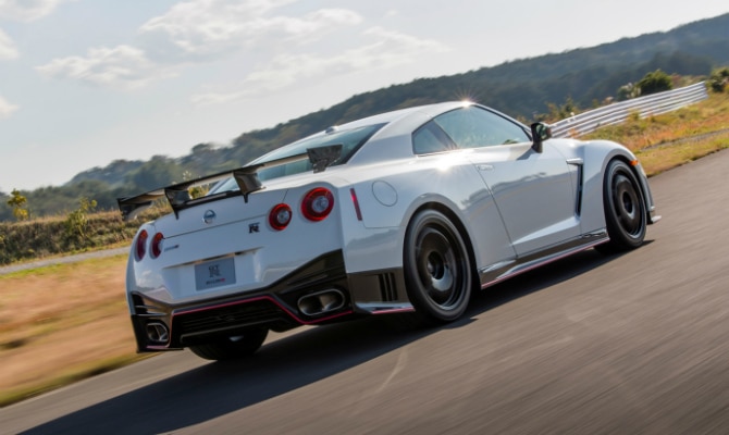 Nissan-GT-R-Nismo-2.jpg