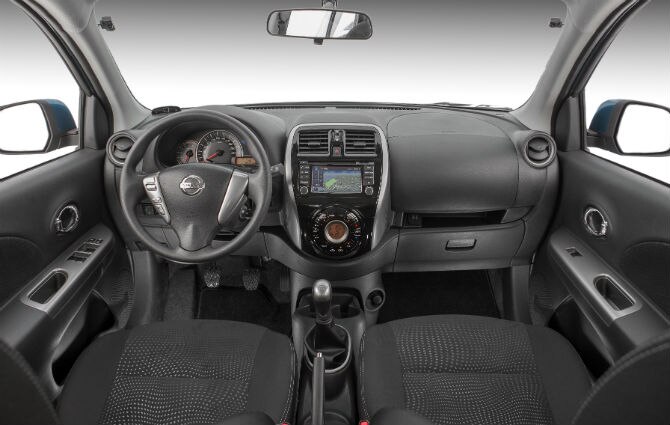 Nissan_New_March_2-jc.jpg