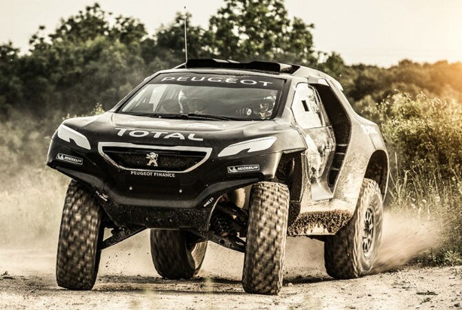 Peugeot-2008-DKR-2670.jpg