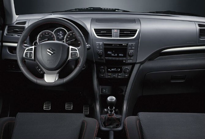 Suzuki-Swift_Sport_2012_3.jpg