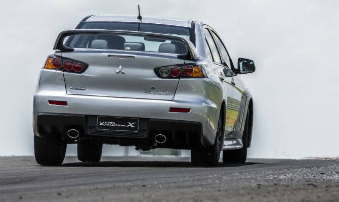 mitsu-lancer-evo-x-3%281%29.jpg