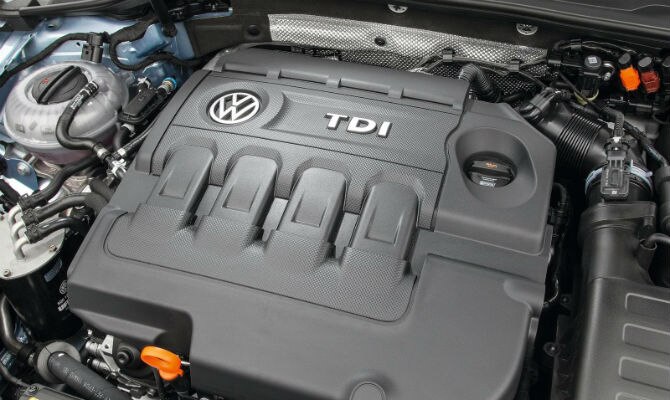 Volkswagen-Golf_TDI_BlueMotion_2014-670(3).jpg