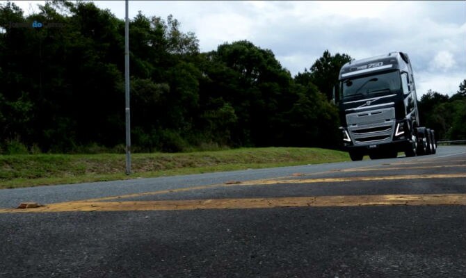 Volvo FH16 tem 750 cv - Reprodução