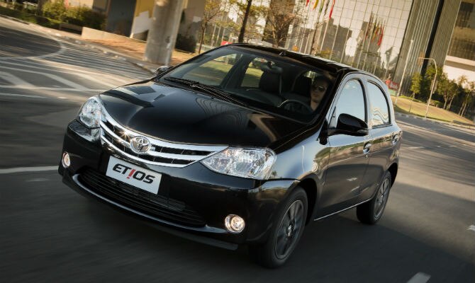 etios-div-670.jpg