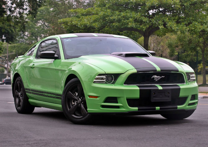 Mustang é um dos carros mais importados diretamente - Sergio Castro/Estadão