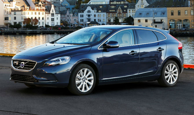 volvo-v40-kinetic-1.jpg