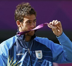 Juan Martin del Potro holds his bronze medal