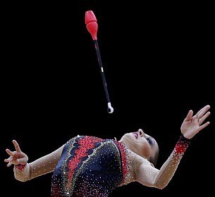 Russa Evgeniya Kanaeva se apresenta na gin&aacute;stica r&iacute;tmica 