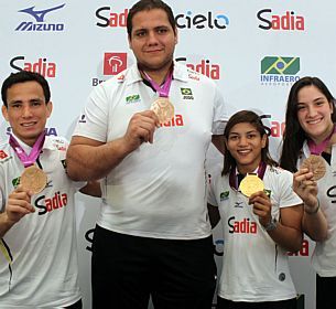 Medalhista da sele&ccedil;&atilde;o ol&iacute;mpica de jud&ocirc; est&atilde;o de volta ao Brasil
