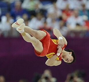Kai Zou garante medalha de ouro no solo