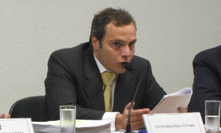 Lucio Bolonha Funaro