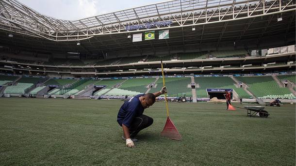 Técnica usada na Olimpíada faz arena do Palmeiras trocar gramado em três dias