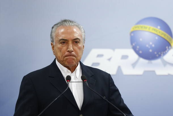 Resultado de imagem para Em duas semanas, Câmara recebe 14 pedidos de impeachment de Temer