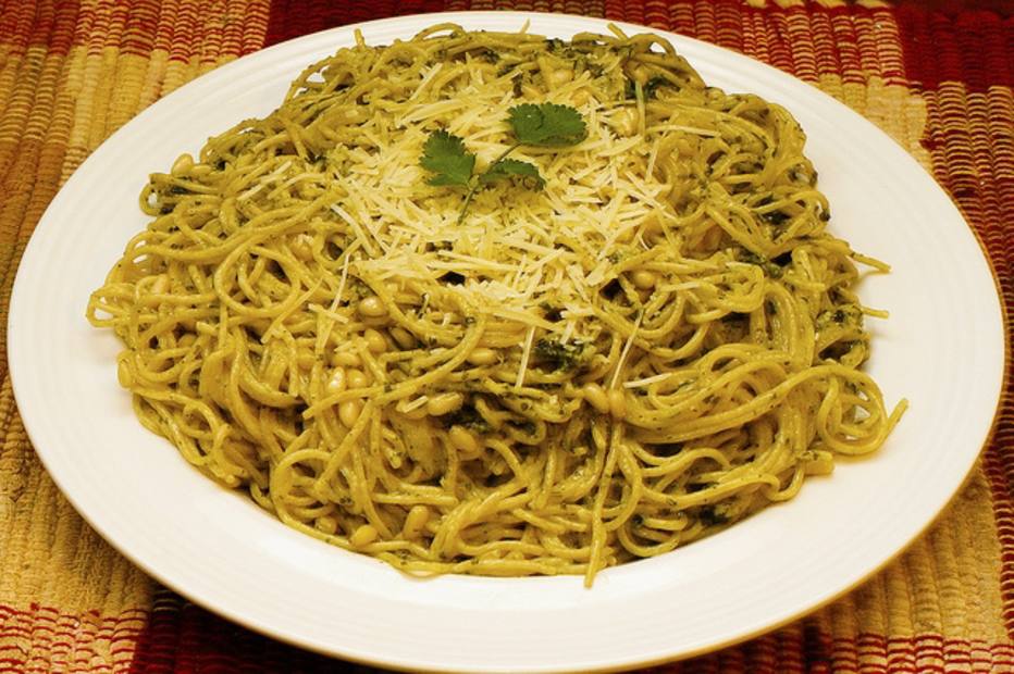 Arel Maurer/Creative Commons - Pelo que substituir? Compre massas integrais e associe a ingestão do macarrão à proteína e azeite, para diminuir o índice glicêmico Pelo que substituir? Compre massas integrais e associe a ingestão do macarrão à proteína e azeite, para diminuir o índice glicêmico