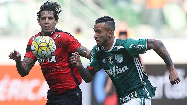 Atacantes passam por exames e preocupam no Palmeiras