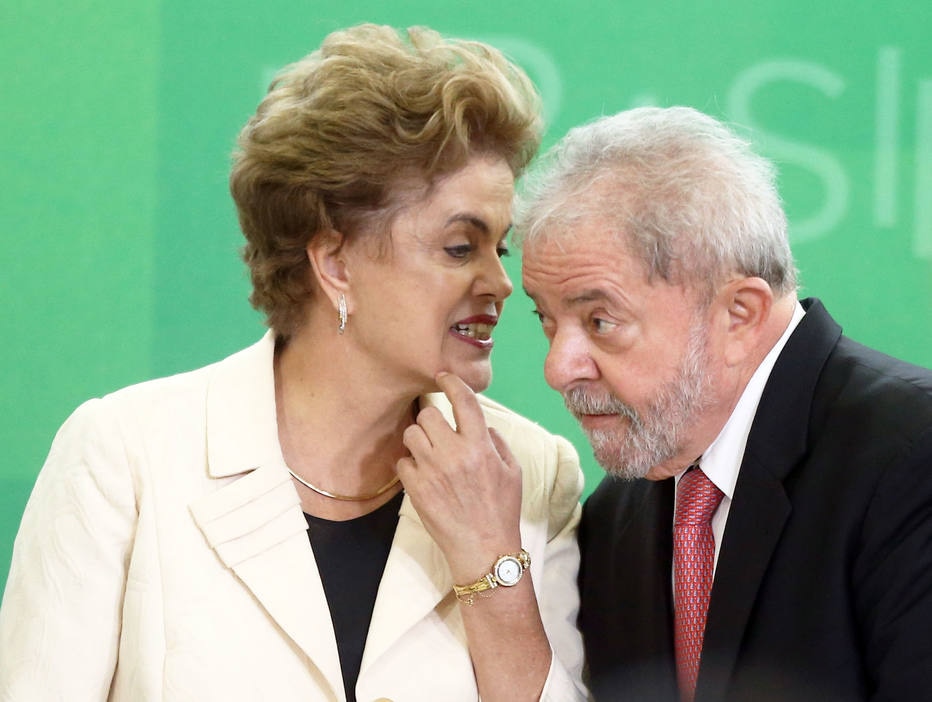 A presidente Dilma Rousseff empossou o ex-presidente Luiz Inácio Lula da Silva como ministro da Casa Civil