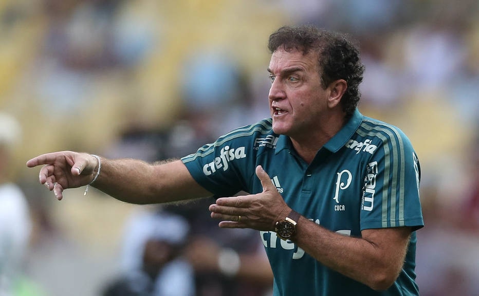 Cuca mostra preocupação com contra-ataque do Bahia