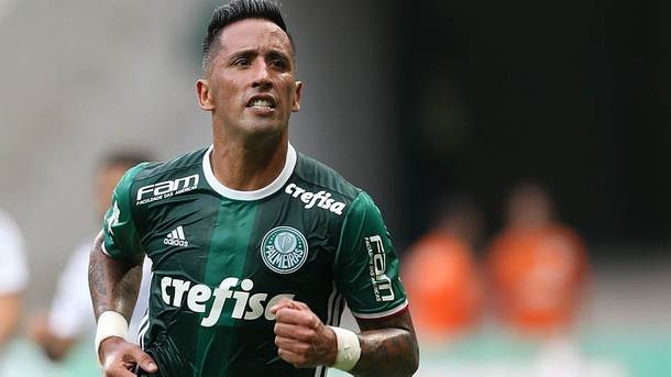 Mesmo sem contrato válido, Palmeiras ainda vai estampar marca da Crefisa