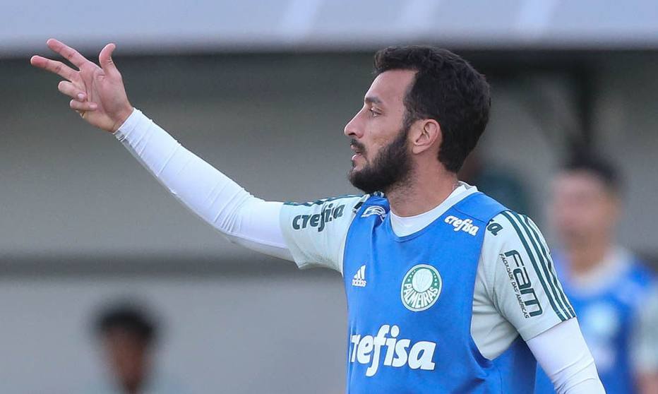 Após ausências, Mayke e Edu Dracena voltam a treinar no Palmeiras