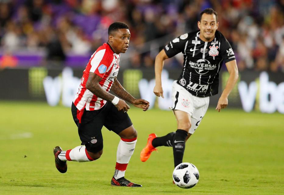 Rodriguinho brinca sobre sufoco contra o PSV: 'Toma essa responsabilidade ai'