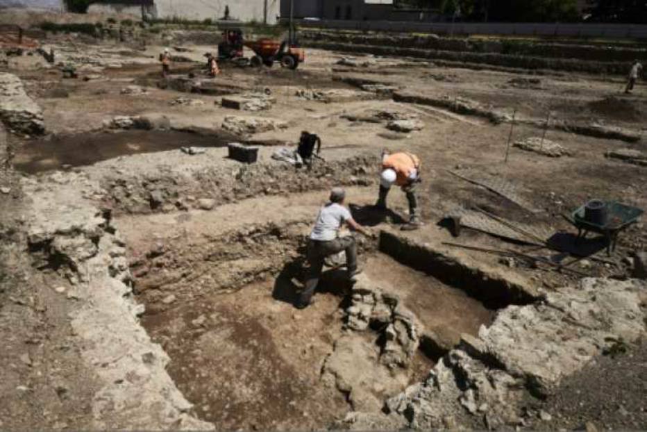 Arqueólogos descobrem ruínas de cidade do Império Romano 1501803014952
