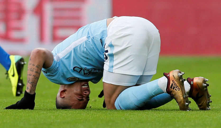 Apesar de susto, lesão de Gabriel Jesus traz alívio a clube e CBF