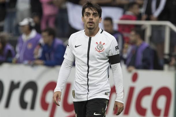 Fagner e Cueva serão julgados semana que vem e lateral pode perder a final