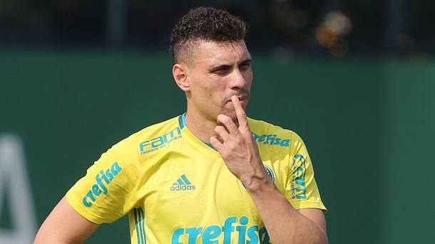 Moisés faz preparação específica e deve ter a estreia na temporada adiada