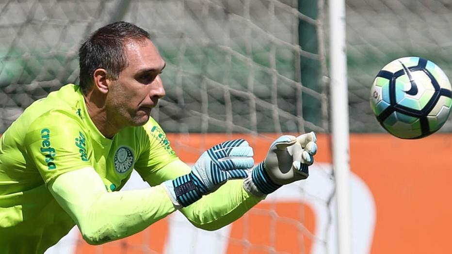 Prass admite que chance de título ficou pequena para o Palmeiras