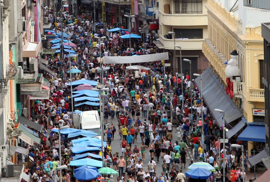 Brasil tem mais de 206 milhões de habitantes, diz IBGE 